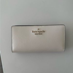 Kate Spade Staci Large Slim Bifold Wallet